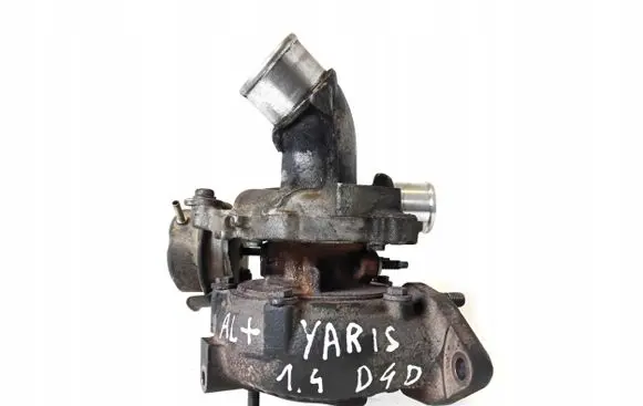 Toyota Yaris Turbo 172010N030