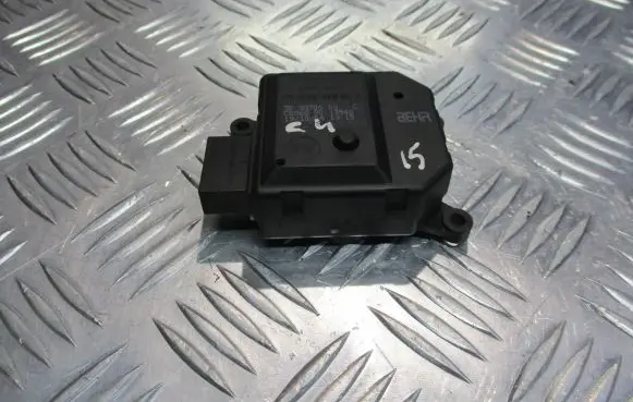 Citroen C4 I Central body control module 309370600C