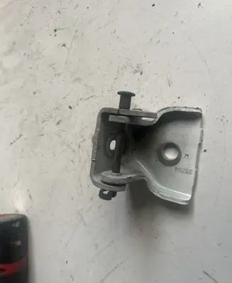 Citroen C3 Rear door upper hinge
