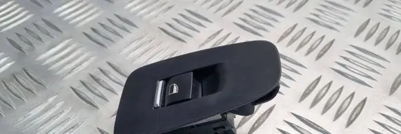 BMW 5 GT F07 Electric window control switch