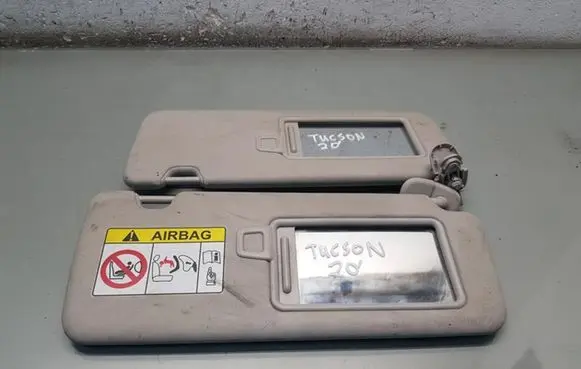 Hyundai Tucson IV NX4 Sun visor