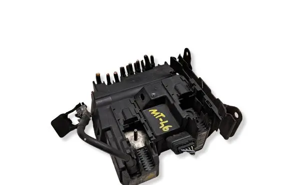 Citroen C4 II Picasso Fuse module 9675349880