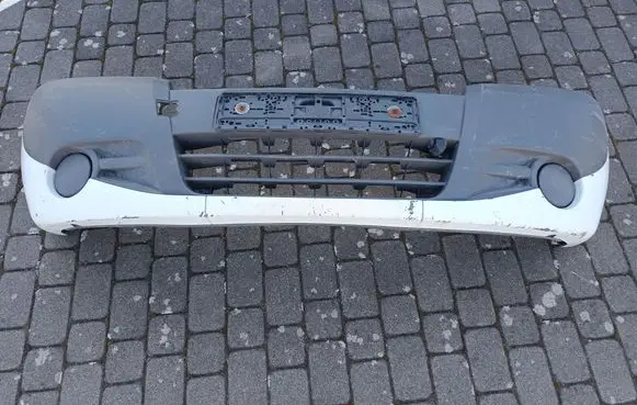 Opel Vivaro Front bumper 620100308R 620100305R 620100311R