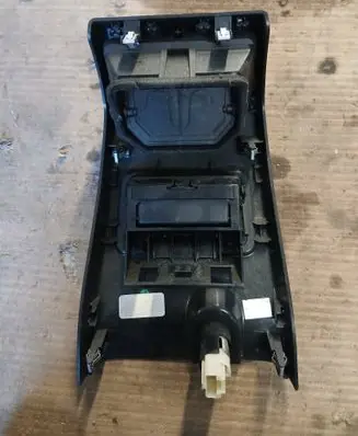 Other center console (tunnel) element