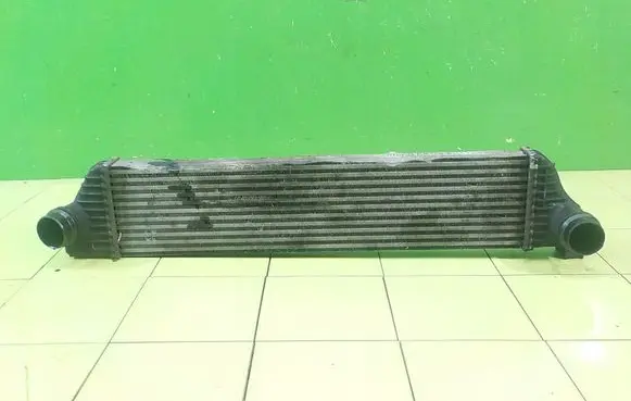 Renault Master III Intercooler radiator 17AB12
