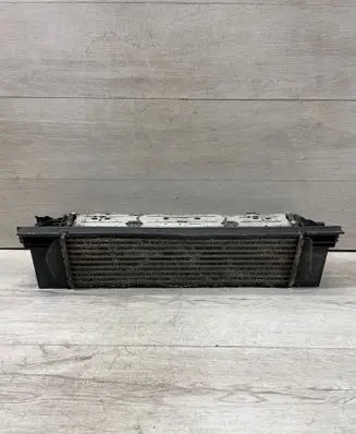 BMW 3 F30 F35 F31 Intercooler radiator 7600532
