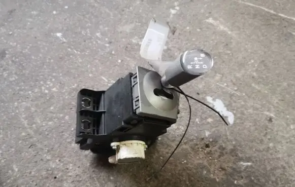 Toyota Prius (XW20) Gear shifter/selector 1923002020 05G13 PA66GF33LHD
