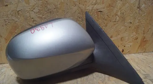 Subaru Impreza III Front door electric wing mirror
