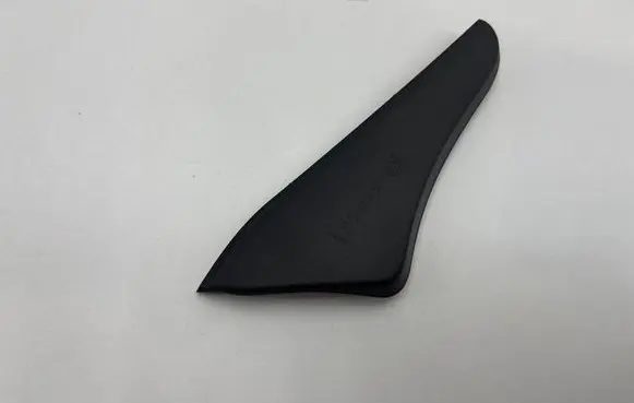 Cupra Formentor Rear/tail light trim molding 5FF945253C