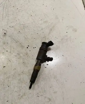 Ford Fiesta Fuel injector 0445110339