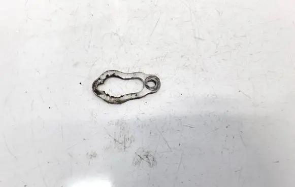 Volvo S80 Fuel Injector clamp holder 