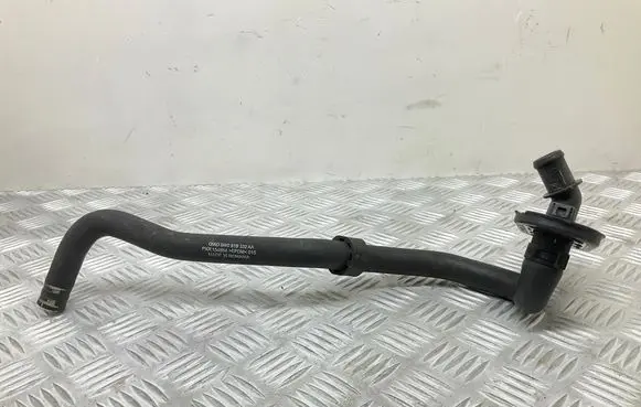 Engine coolant pipe/hose