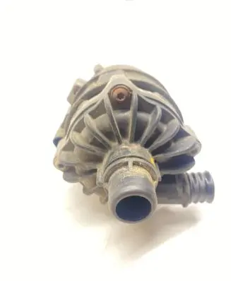 BMW 5 F10 F11 Electric auxiliary coolant/water pump 7587374