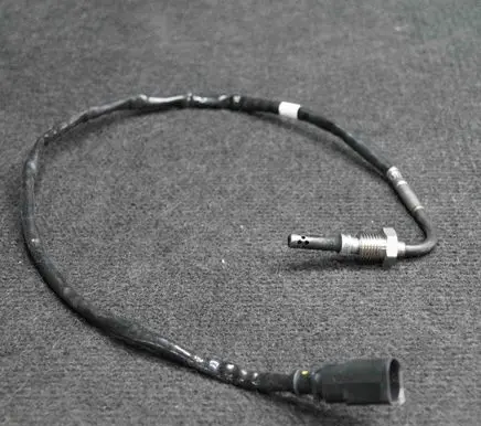 Audi A6 S6 C7 4G Oil temperature sensor 4G0906088J