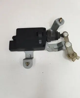 Hyundai Santa Fe Loading door lock 