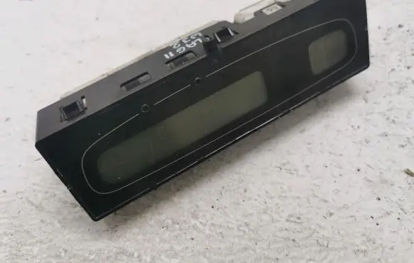 Renault Laguna II Screen/display/small screen P8200002604A