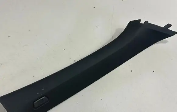 BMW 1 F40 (A) pillar trim 7462470 7444550