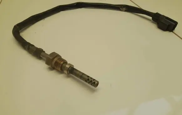 Volvo XC90 Exhaust gas temperature sensor 30751456a
