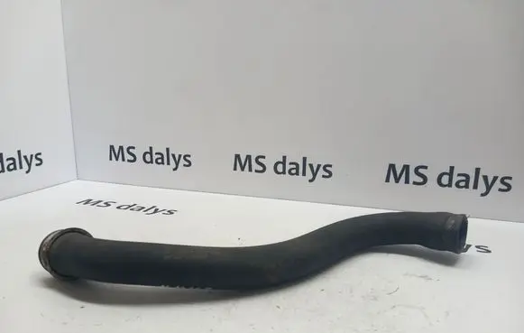 Engine coolant pipe/hose