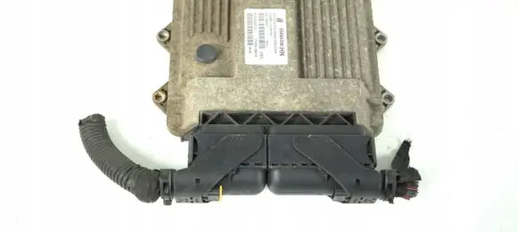 Opel Combo C Engine control unit/module ECU 55566390