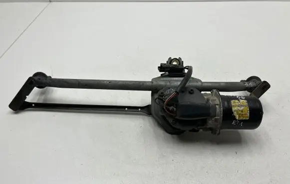 Opel Vivaro Front wiper linkage and motor
