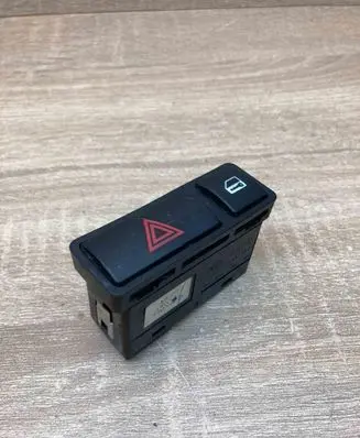 BMW 3 E46 Hazard light switch 8368920