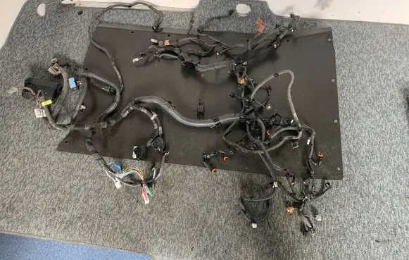 Nissan Qashqai Engine installation wiring loom 240114EF2C