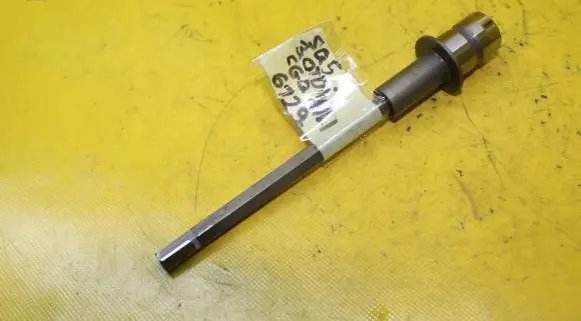 Audi A6 C7 Oil pump balance shaft 059109341C
