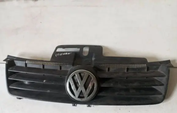 Volkswagen Polo IV 9N3 Front grill 6Q0853651C