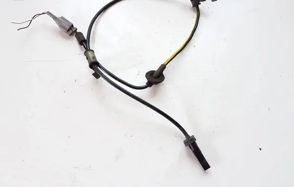 Subaru Legacy ABS brake wheel speed sensor 27540AG11