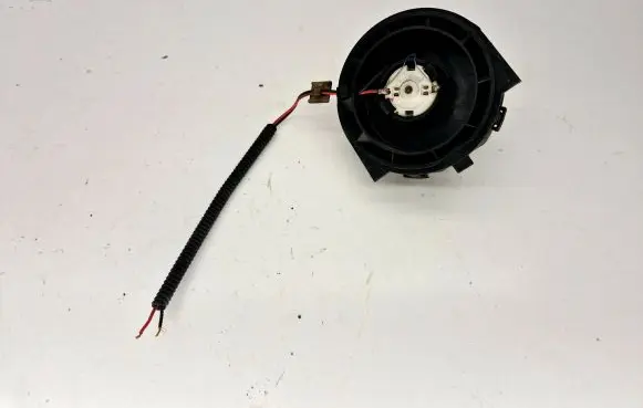 Volvo S60 Engine control unit/module fan 8666595