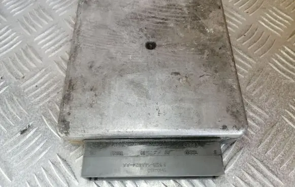 Ford Focus Engine control unit/module XS4F12A650FAB