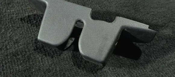 Renault Scenic II - Grand scenic II Tailgate/boot lid lock trim 