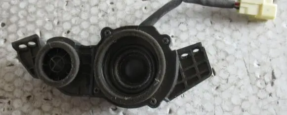 Toyota Avensis T270 Panel speaker 