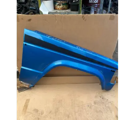 Mitsubishi Pajero Fender