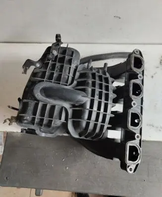 BMW 1 E82 E88 Intake manifold CUZN38PB2 PA6GF30