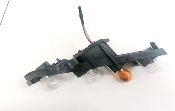 Renault Scenic II - Grand scenic II Tail light bulb cover holder