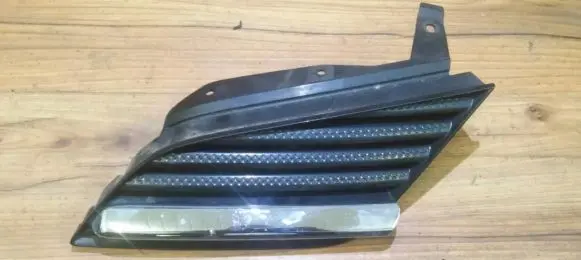 Nissan Primera Front bumper lower grill 62330au300
