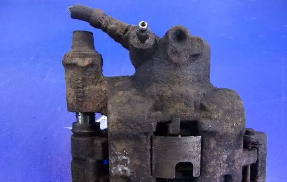 Fiat Punto (188) Front brake caliper
