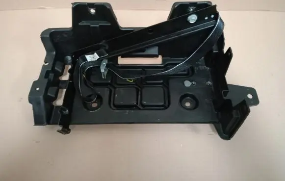 Maserati Ghibli Battery tray 05112061AK