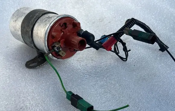 Mazda 323 High voltage ignition coil 0221118329 1908