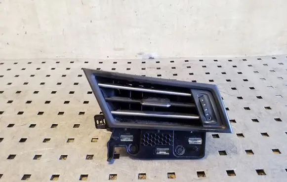 Volkswagen PASSAT B8 Dashboard side air vent grill/cover trim 3G2819702C