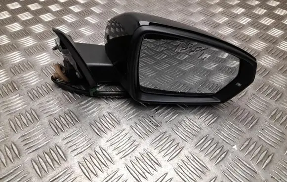 Audi A1 Front door electric wing mirror E90411438