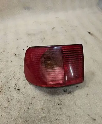 Audi A8 S8 D2 4D Rear/tail lights 292901