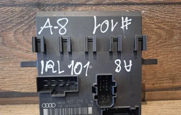 Audi A8 S8 D3 4E Comfort/convenience module 4E0907279S 4E0910279S 00007898C2
