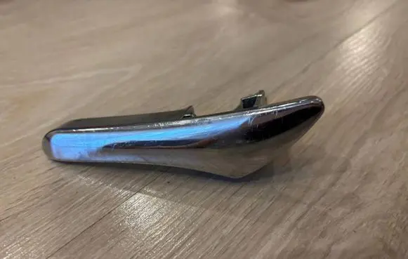 Mercedes-Benz E W211 Front door interior handle 2117660124 A2117660124