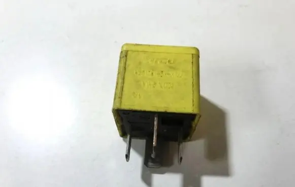 Land Rover Freelander Other relay ywb10012 v23134-b52-x127