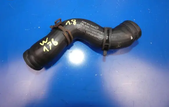 Mercedes-Benz A W176 Engine coolant pipe/hose A2465010482 6254122028 ZGS004