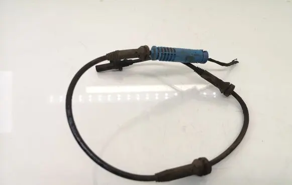 BMW 5 E60 E61 ABS brake wheel speed sensor 6908705 611269087059