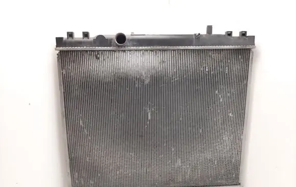 Toyota Hilux (AN10, AN20, AN30) Coolant radiator
